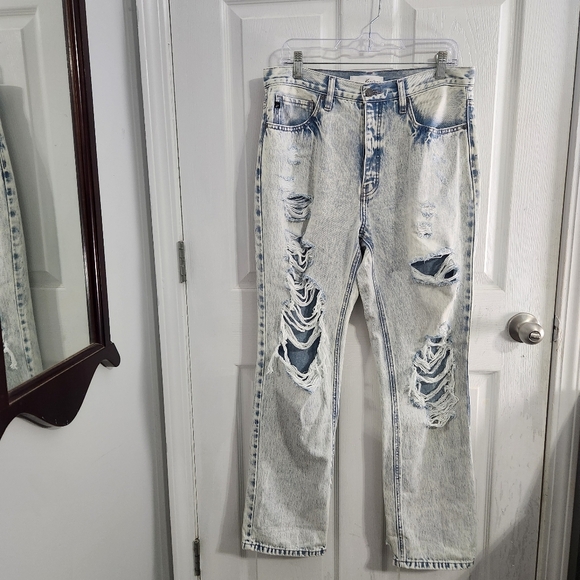 KanCan Denim - Kancan high waisted mom jeans acid wash denim grunge distressed size 11